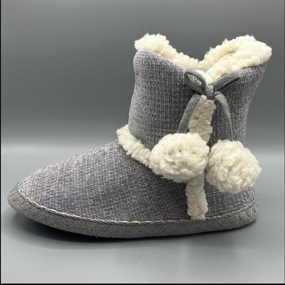 Totes Women’s Memory Foam Knitted Bootie with Poms Poms Slippers - Picture 2 of 5